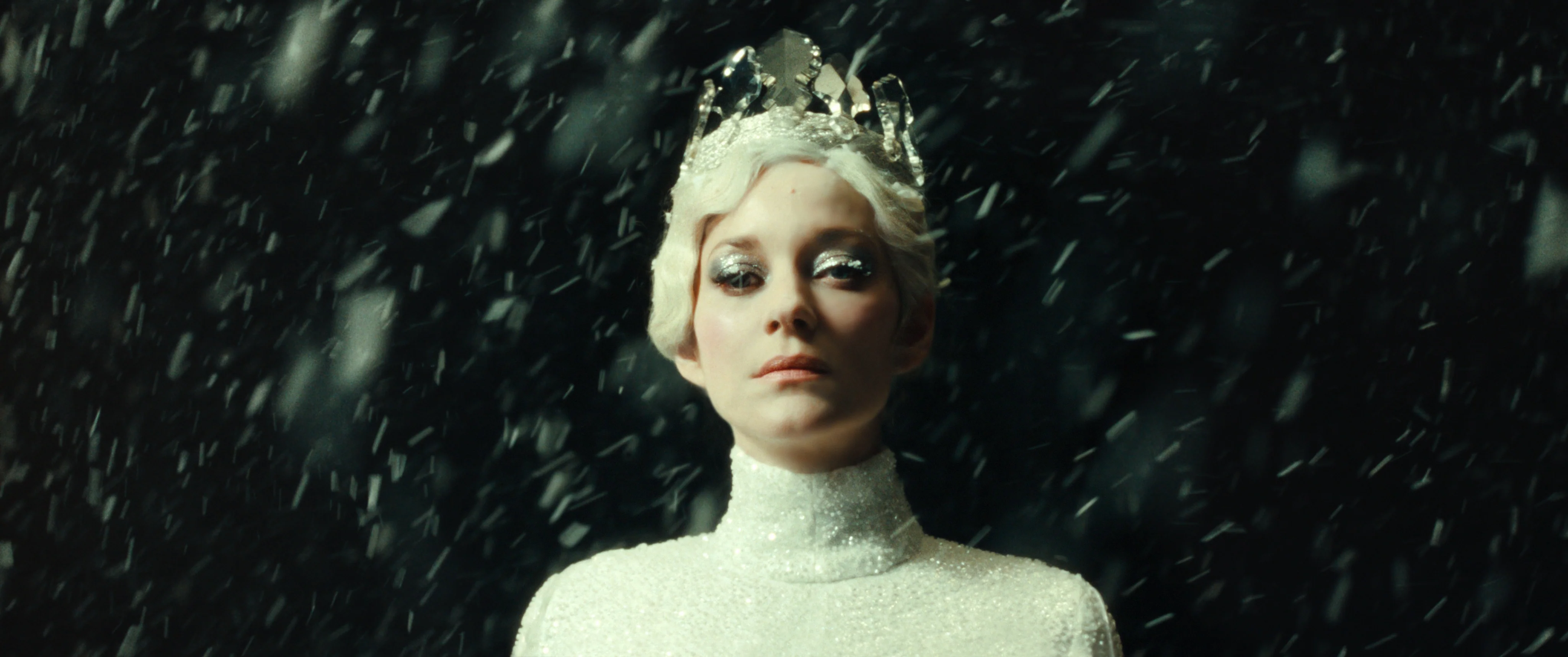 The Worlds of Lucile Hadžihalilović [4-Disc Blu-ray Box Set + Book] - Image 55